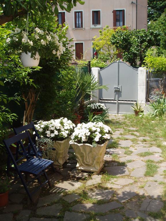 Perla B&B Lido de Venecia Exterior foto