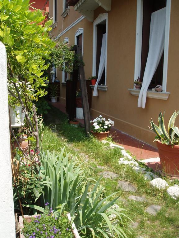 Perla B&B Lido de Venecia Exterior foto